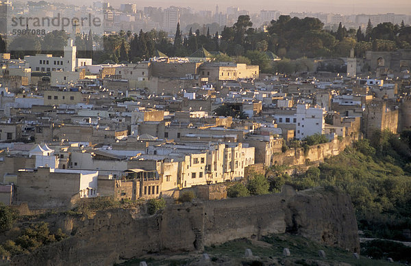 Nordafrika Fès Fez Wand Großstadt Ansicht Erhöhte Ansicht Aufsicht heben Afrika Fes Marokko alt