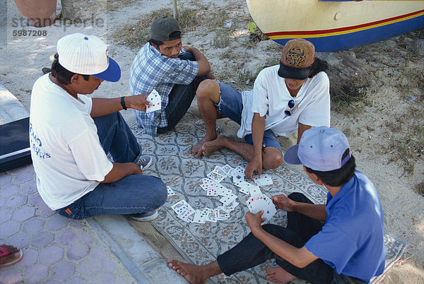 Einheimischen Spielkarten  Bali  Indonesien  Südostasien  Asien