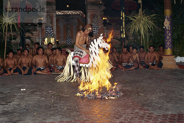 Feuer Tanz  Bali  Indonesien  Südostasien  Asien