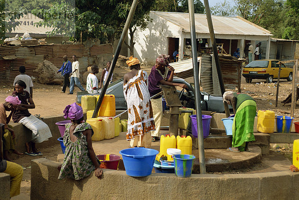 Kommunale nun  in der Nähe von Banjul in Gambia  Westafrika  Afrika