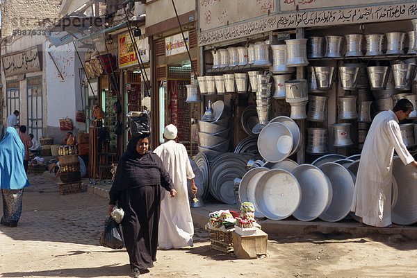 Im Basar  Aswan  Ägypten  Nordafrika  Afrika