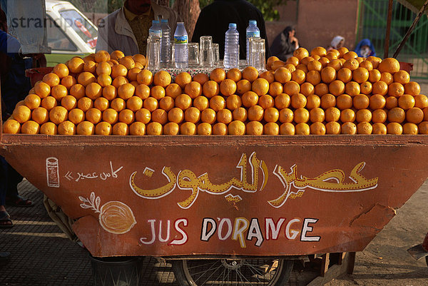 Orangensaft stall  Taroudannt  Marokko  Nordafrika  Afrika