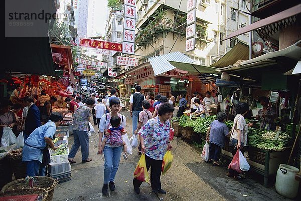 Einen belebten Markt in Chinatown  ein Stück alte Hong Kong Central  dem Geschäftszentrum von Hong Kong Island  China  Asien
