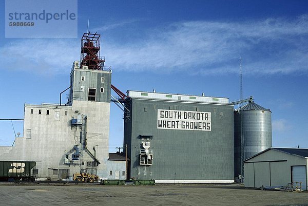 Grain Elevator  Edmund des County  South Dakota  im Herzen von Amerikas Brotkorb  Vereinigte Staaten von Amerika  Nordamerika