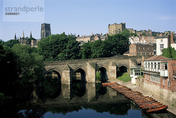 Durham Zentrum und Elvet Brücke  Durham  County Durham  England  Vereinigtes Königreich  Europa