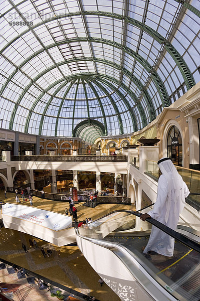 Innenraum der Mall of Emirates  Jumeirah  Dubai  Vereinigte Arabische Emirate  Nahost