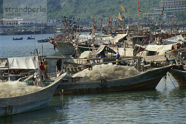 Sanya Hafen  Insel Hainan  China  Asien