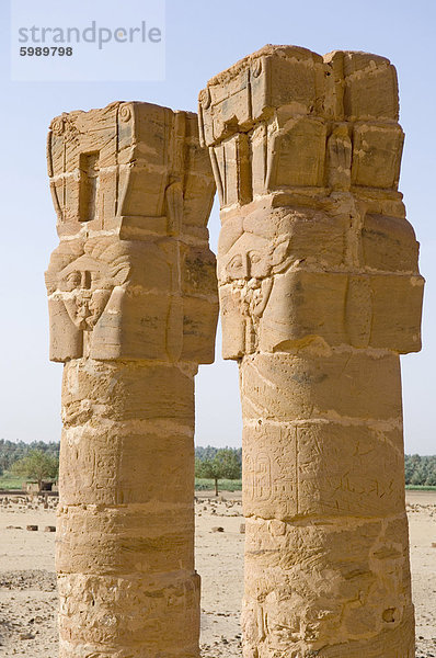 Die ständigen Spalten des Tempels der Göttin Mut am Jebel Barkal  UNESCO-Weltkulturerbe  in der Nähe von Karima  Sudan  Afrika