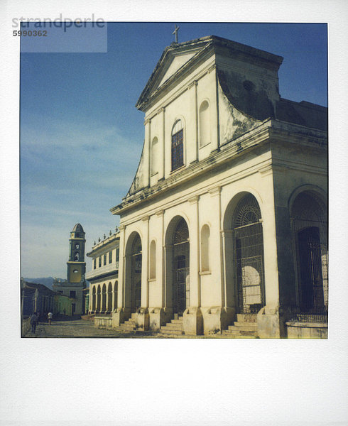 Polaroid der Iglesia De La Santisima  Plaza Mayor  Trinidad  UNESCO Weltkulturerbe  Kuba  Westindische Inseln  Mittelamerika