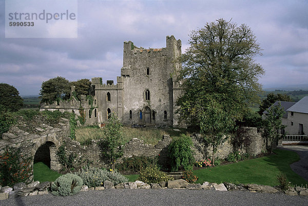 Sprung Schloss bei Birr  County Offaly  Leinster  Eire (Irland)  Europa