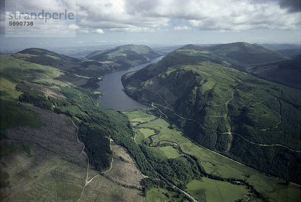 Luftbild von Loch Eck suchen South  Strathclyde  Schottland  Großbritannien  Europa