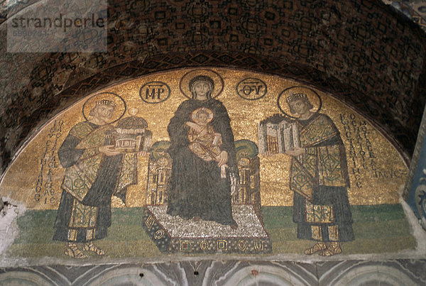 Mosaik in der Hagia Sophia  ursprünglich eine Kirche  dann eine Moschee  Istanbul  Türkei  Europa