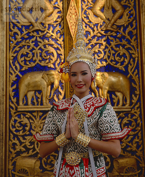 Bangkok  Hauptstadt  Portrait  Tradition  Tänzer  Kostüm - Faschingskostüm  Südostasien  Asien  thailändisch  Thailand