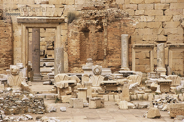 Septimius Severus (Septimius Severus) Forum  Leptis Magna  UNESCO Weltkulturerbe  Tripolitanien  Libyen  Nordafrika  Afrika