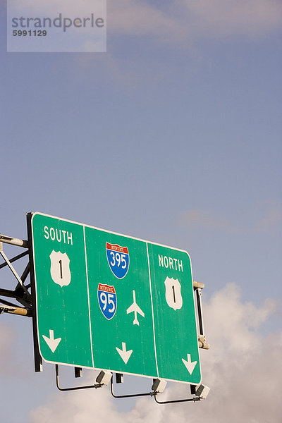 Road Sign  Miami  Florida  Vereinigte Staaten von Amerika  Nordamerika
