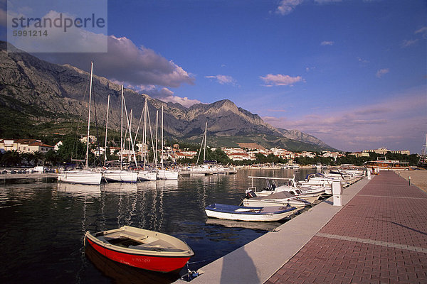 Hafenblick Steg  Baska Voda  Makarska Riviera  Kroatien  Europa