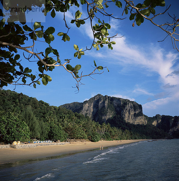 Ao Nang Strand  Krabi  Andamanensee  Thailand  Südostasien  Asien