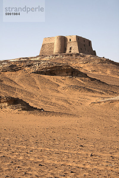 Die Ruinen von der mittelalterlichen Stadt von Alt Dunqula  Sudan  Afrika