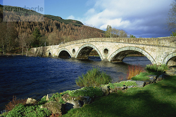 Brücken  Kenmore  Loch Tay  Schottland  Vereinigtes Königreich  Europa