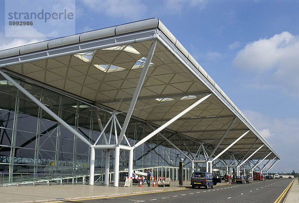 Stansted Airport Terminal  Stansted  Essex  England  Vereinigtes Königreich  Europa