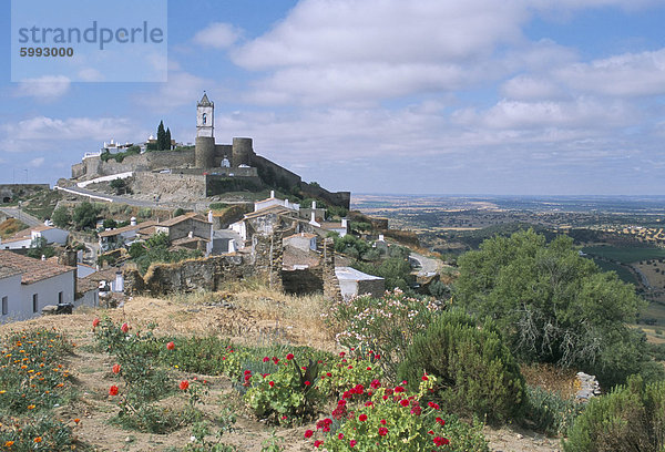 Hill Dorf von Monsaraz nahe der spanischen Grenze  Alentejo Region  Portugal  Europa