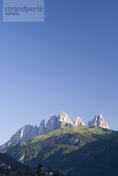 Morgenlicht auf Langkofel Berge  Dolomiten  Italien  Europa