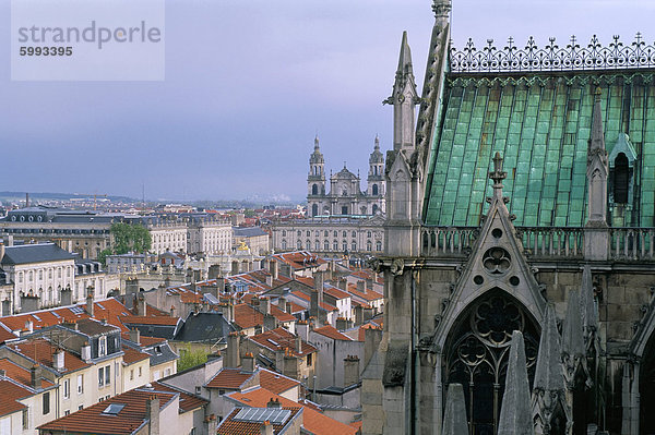 Blick von der Terrasse des St. Epvre Basilika  der Place Stanislas und Altstadt  Nancy  Meurthe-et-Moselle  Lothringen  Frankreich  Europa