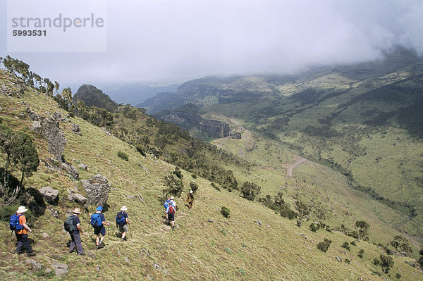 Trekking zum Chenek  Simien Mountains National Park  UNESCO World Heritage Site  Äthiopien  Afrika