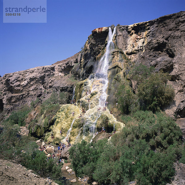 Natürlichen heißen Quellen und Wasserfall bei Hammamat Ma' In  Jordanien  Naher Osten