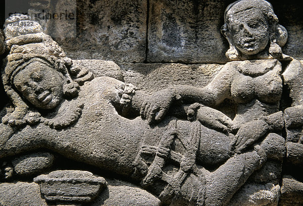 Alte Stein geschnitzt Panel  Borobudur-Tempel  UNESCO Weltkulturerbe  Insel von Java  Indonesien  Südostasien  Asien