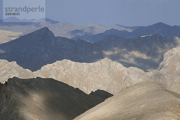 Blick über Yedigoller Plateau von Mount Embler  Taurusgebirge  Anatolien  Türkei  Kleinasien  Eurasien