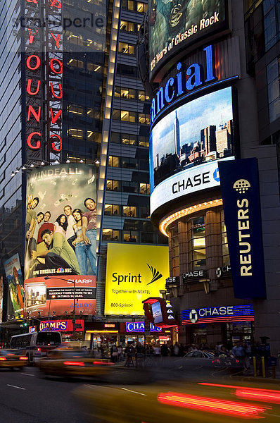 Times Square  Midtown Manhattan  New York City  New York  Vereinigte Staaten von Amerika  Nordamerika