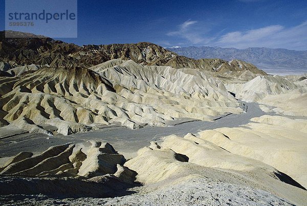 Badlands von Zabriskie Point  Blick nach Westen  Death Valley National Monument  California  Vereinigte Staaten von Amerika (U.S.A.)  Nordamerika