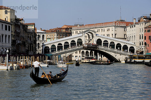 Rialto-Brücke  Canale Grande  Venedig  UNESCO World Heritage Site  Veneto  Italien  Europa