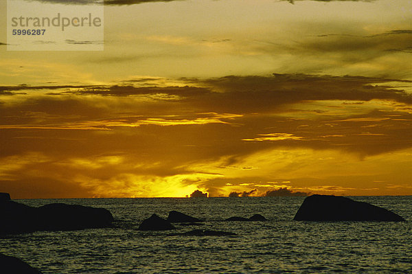 Sonnenuntergang  Seychellen  Indischer Ozean  Afrika
