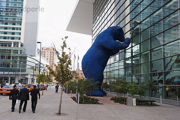 Grosse blaue Bär in Colorado Convention Center  Denver  Colorado  Vereinigte Staaten von Amerika  Nordamerika