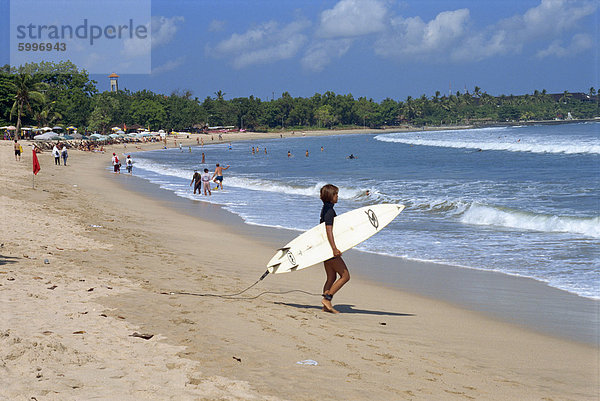 Strand von Kuta  Bali  Indonesien  Südostasien  Asien