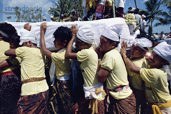 Beerdigung Prozession  Bali  Indonesien  Südostasien  Asien