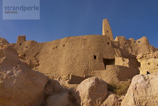 Ruinen von Aghurmi Dorf um den Tempel des Orakels  Oase Siwa  die Great Sand Sea  westliche Wüste  Ägypten  Nordafrika  Afrika