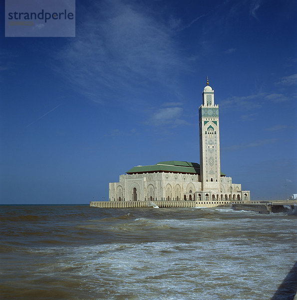 Die Hassan II Moschee  Casablanca  Marokko  Nordafrika  Afrika