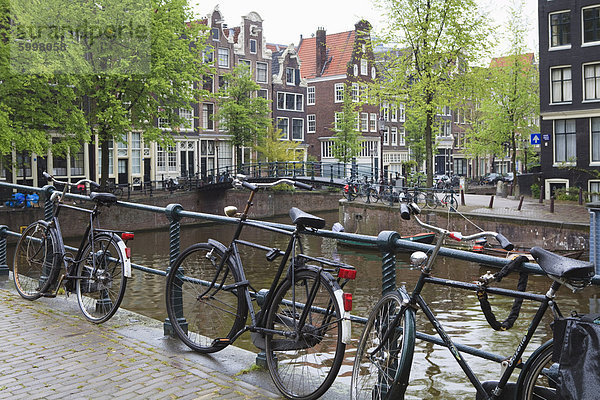 Fahrrad  Brouwersgracht  Amsterdam  Niederlande  Europa