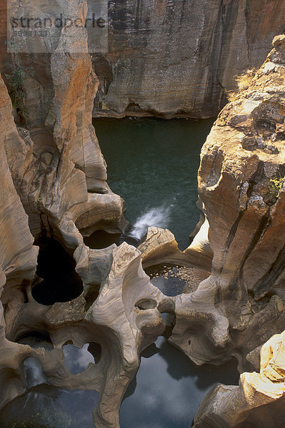 Bourke's Luck Potholes  erstellt von Flusserosion  Blyde River Canyon  Mpumalanga  Südafrika  Afrika