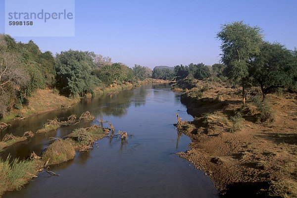 Luvuvhu Fluss  Nebenfluss des Limpopo River  Nordspitze der Krüger National Park  Südafrika  Afrika