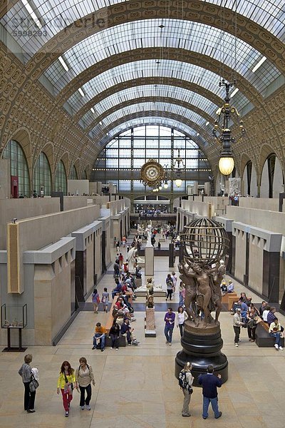 Große Halle des Musee d ' Orsay-Kunst-Galerie und Museum  Paris  Frankreich  Europa
