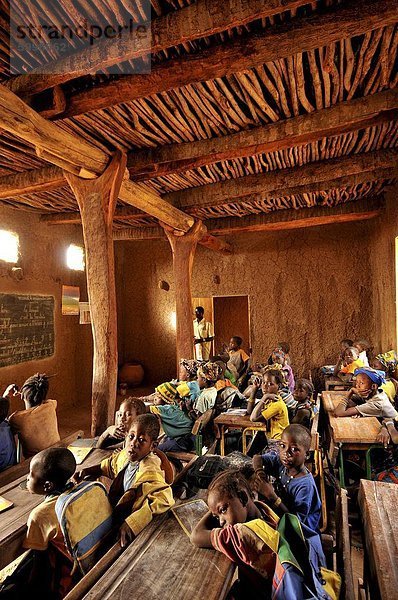 Dorf Schule  Youga-Na  Dogon Gebiet  Mali  Westafrika  Afrika