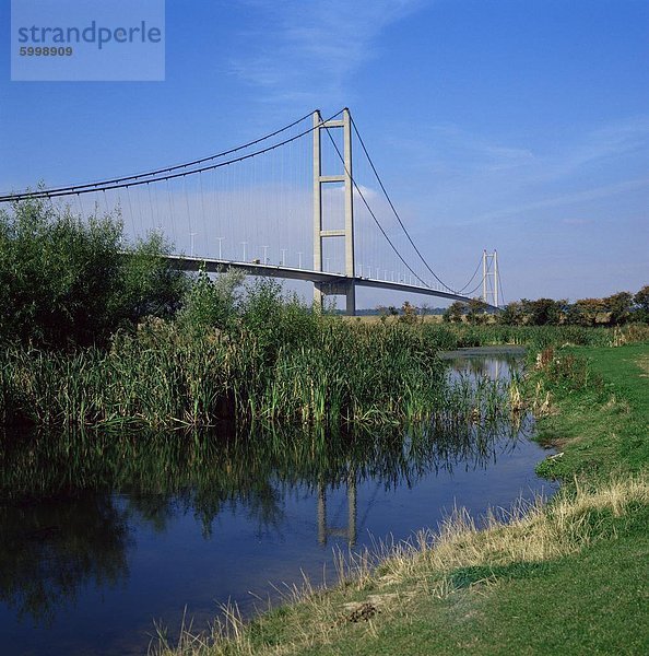 Humber-Brücke vom Südufer  Yorkshire  England  Vereinigtes Königreich  Europa