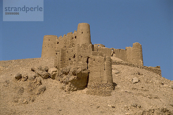 Fort auf Hügel des Sultans Zollgebühren buchen  Tarim  in das Wadi Hadramaut  Südjemen  Naher Osten