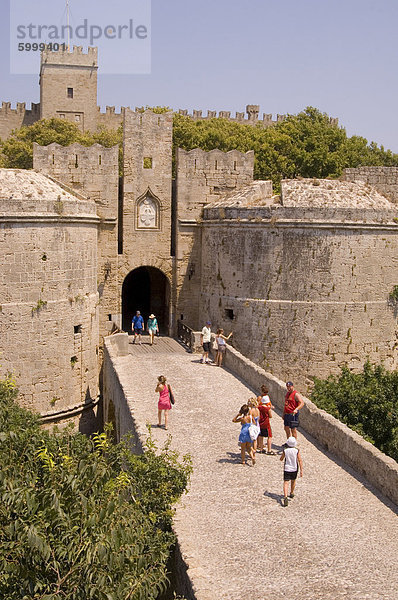 Stadtmauer  Europa  Stadt  Tourist  Eingang  Dodekanes  Griechenland  Griechische Inseln  Rhodos