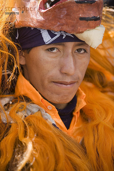 Mann im Kostüm  Sucre  Bolivien  Südamerika