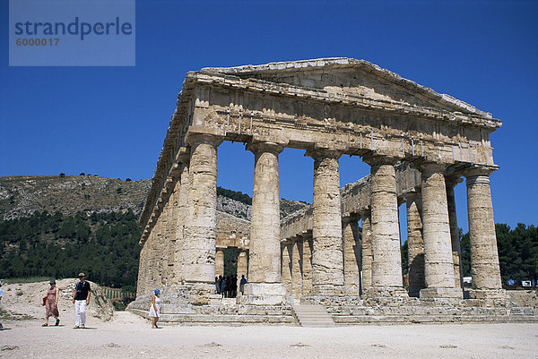 Griechischer Tempel Datierung zwischen 426 und 416 v. Chr.  Segesta  Sizilien  Italien  Europa